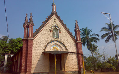 Divya-rakshaka-Church,-Pandithitta